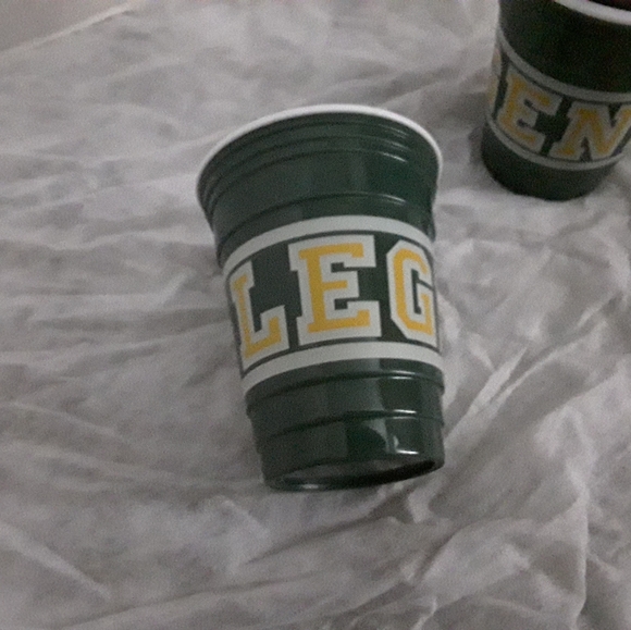 Disney Goofy Legend Varsity 4 Pack Reusable Cups NEW - Picture 6 of 7